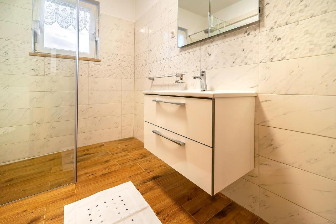 Apartments Jurina 2 Krk Town Exterior photo