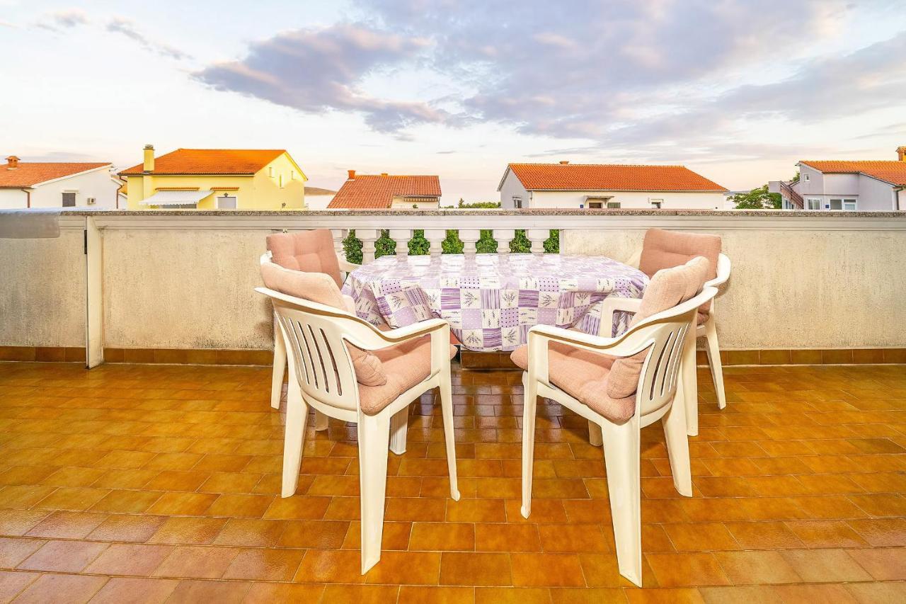 Apartments Jurina 2 Krk Town Exterior photo